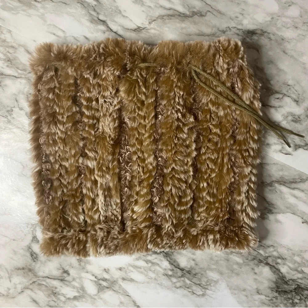 VINTAGE Maryse Roye Matching Knitted Fur Gloves and Hat Set